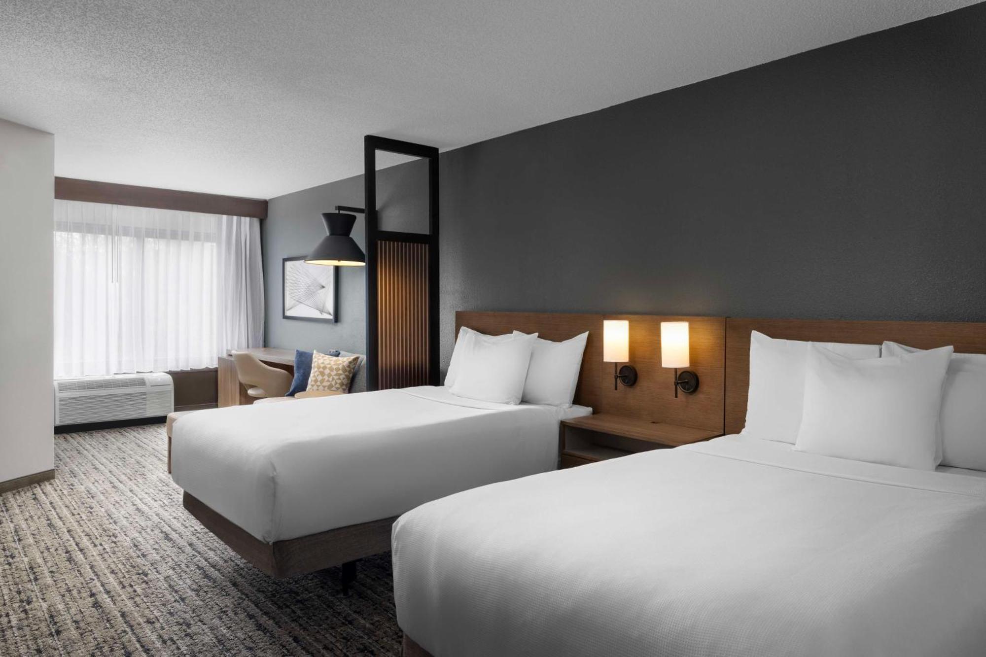 Hyatt Place Indianapolis Airport Exterior foto