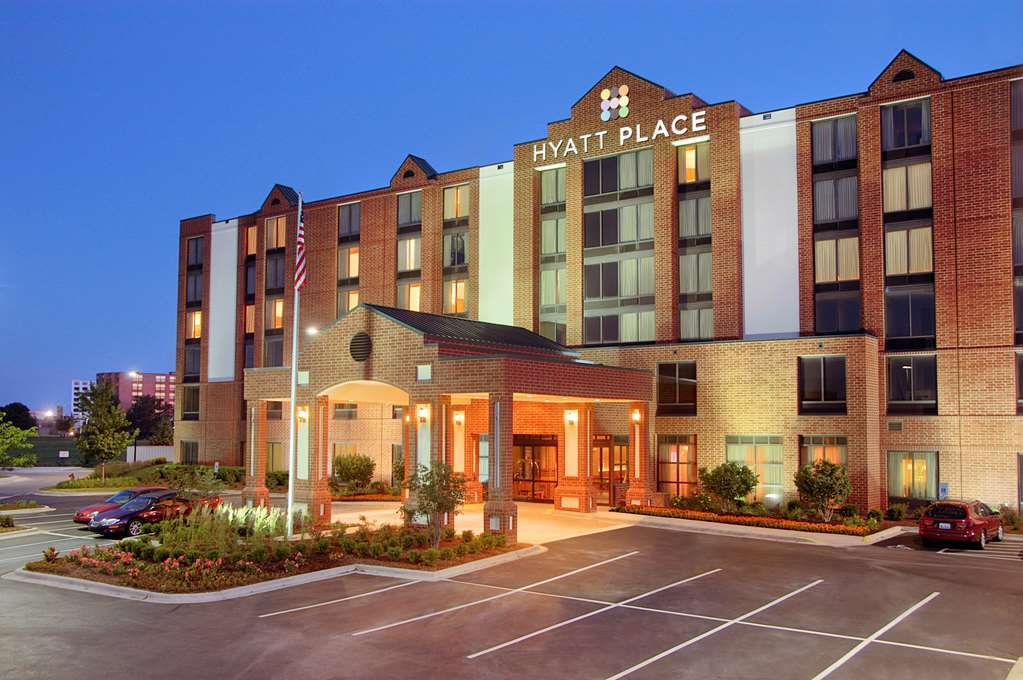 Hyatt Place Indianapolis Airport Exterior foto